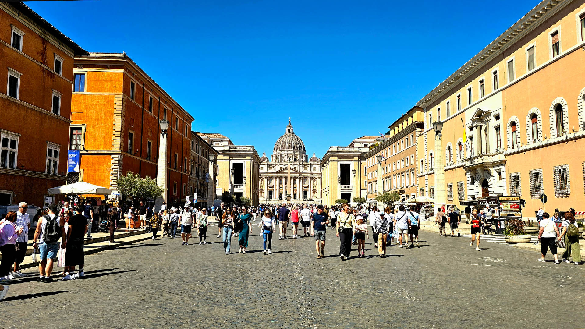 Ionone - City's Stage - Via della Conciliazione